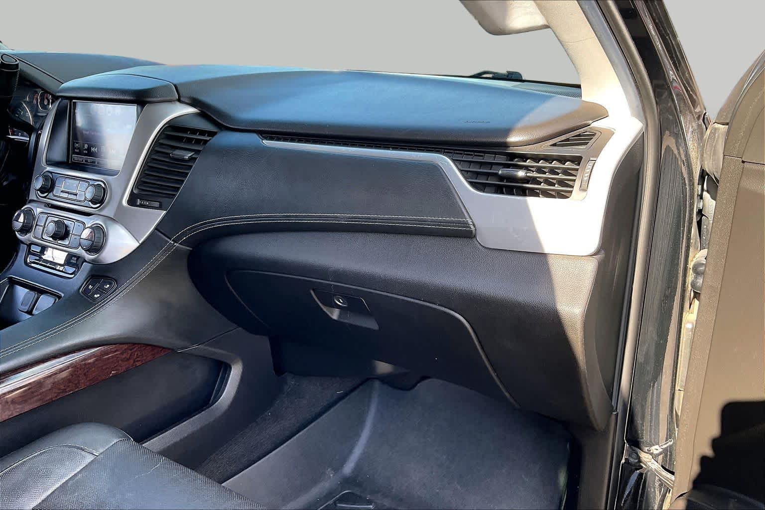2018 GMC Yukon XL photo 17 of 35