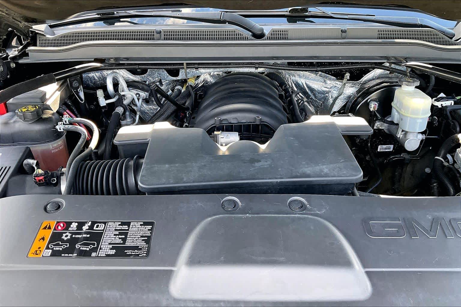 2018 GMC Yukon XL photo 30 of 35