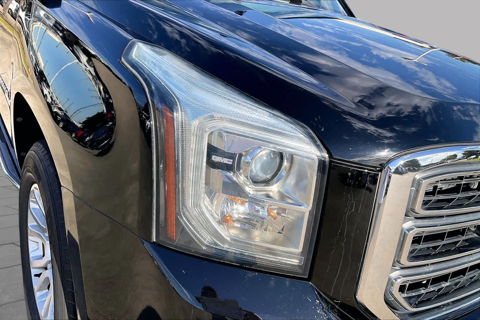 2018 GMC Yukon XL photo 26 of 35