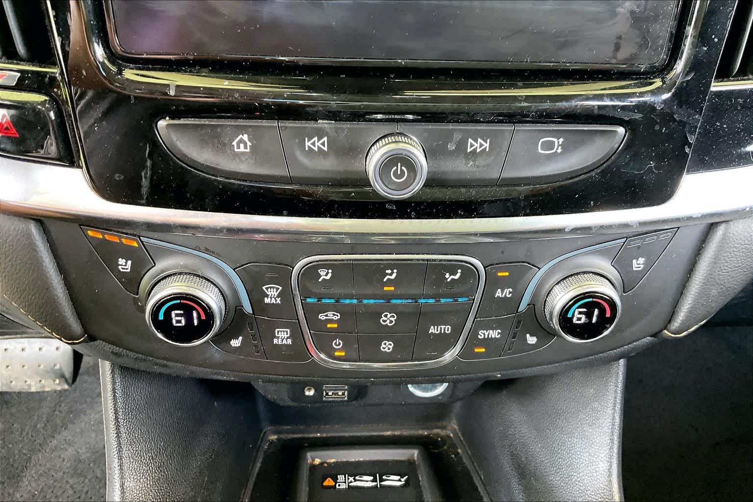 2020 Chevrolet Traverse Premier Iridescent Pearl Tricoat at Auto Boutique Texas