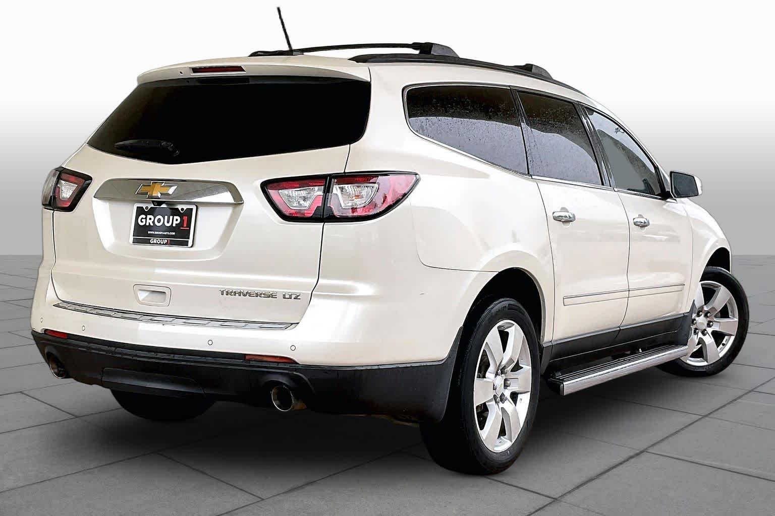2014 Chevrolet Traverse LTZ - 10
