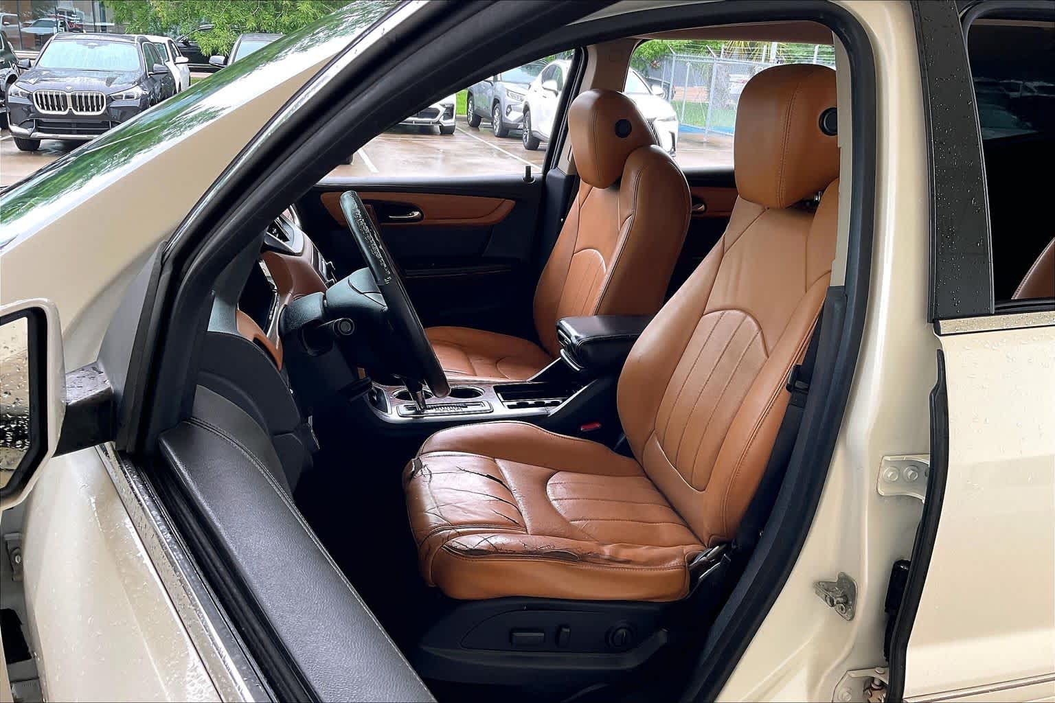 2014 Chevrolet Traverse LTZ - 5