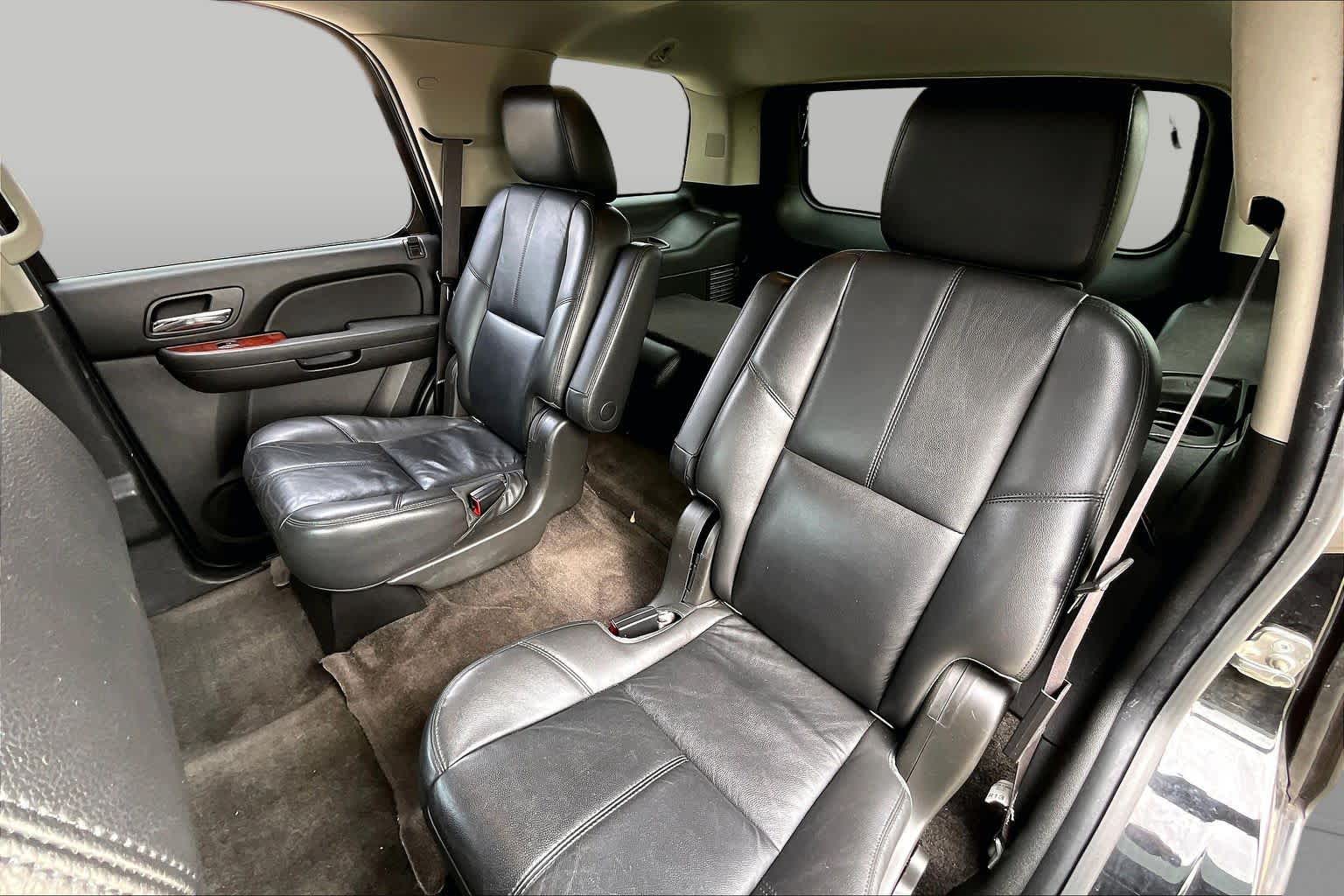 2013 Chevrolet Tahoe photo 19 of 35