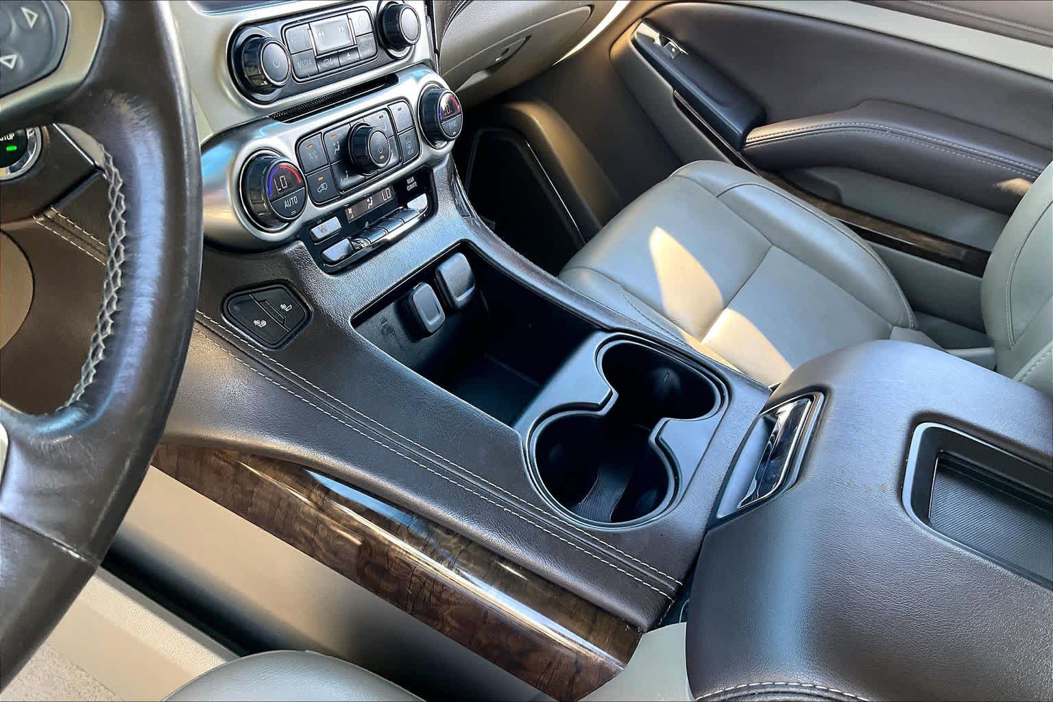 2019 Chevrolet Tahoe LT Iridescent Pearl Tricoat at AutoNation Ford Gulf Fwy