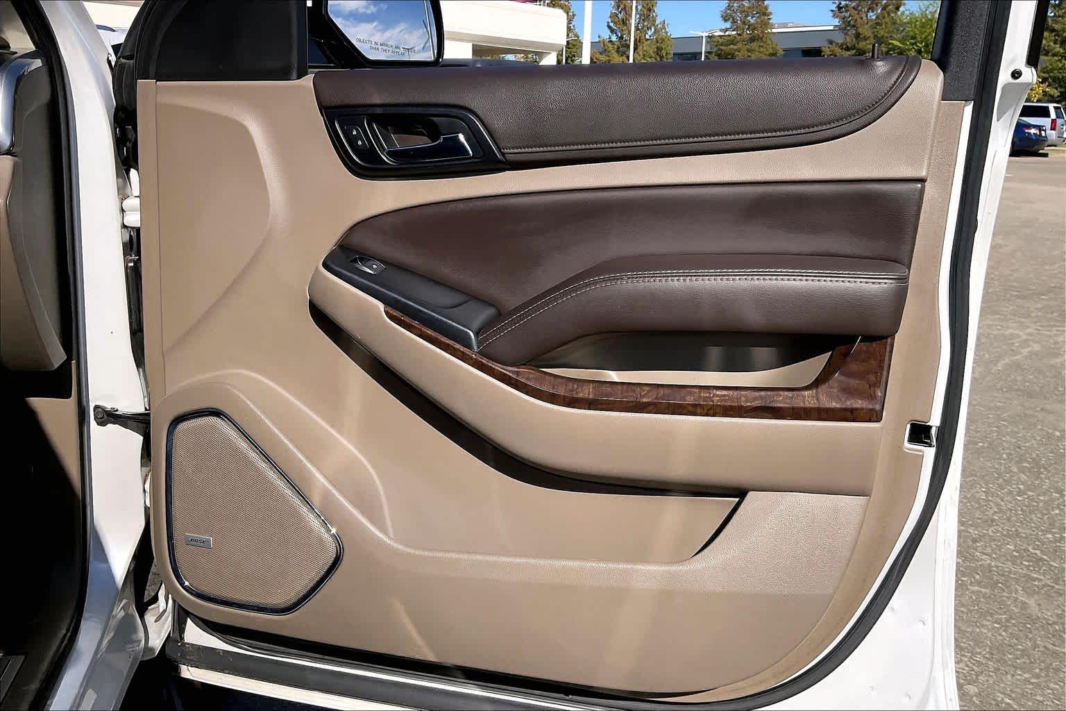 2019 Chevrolet Tahoe LT Iridescent Pearl Tricoat at AutoNation Ford Gulf Fwy