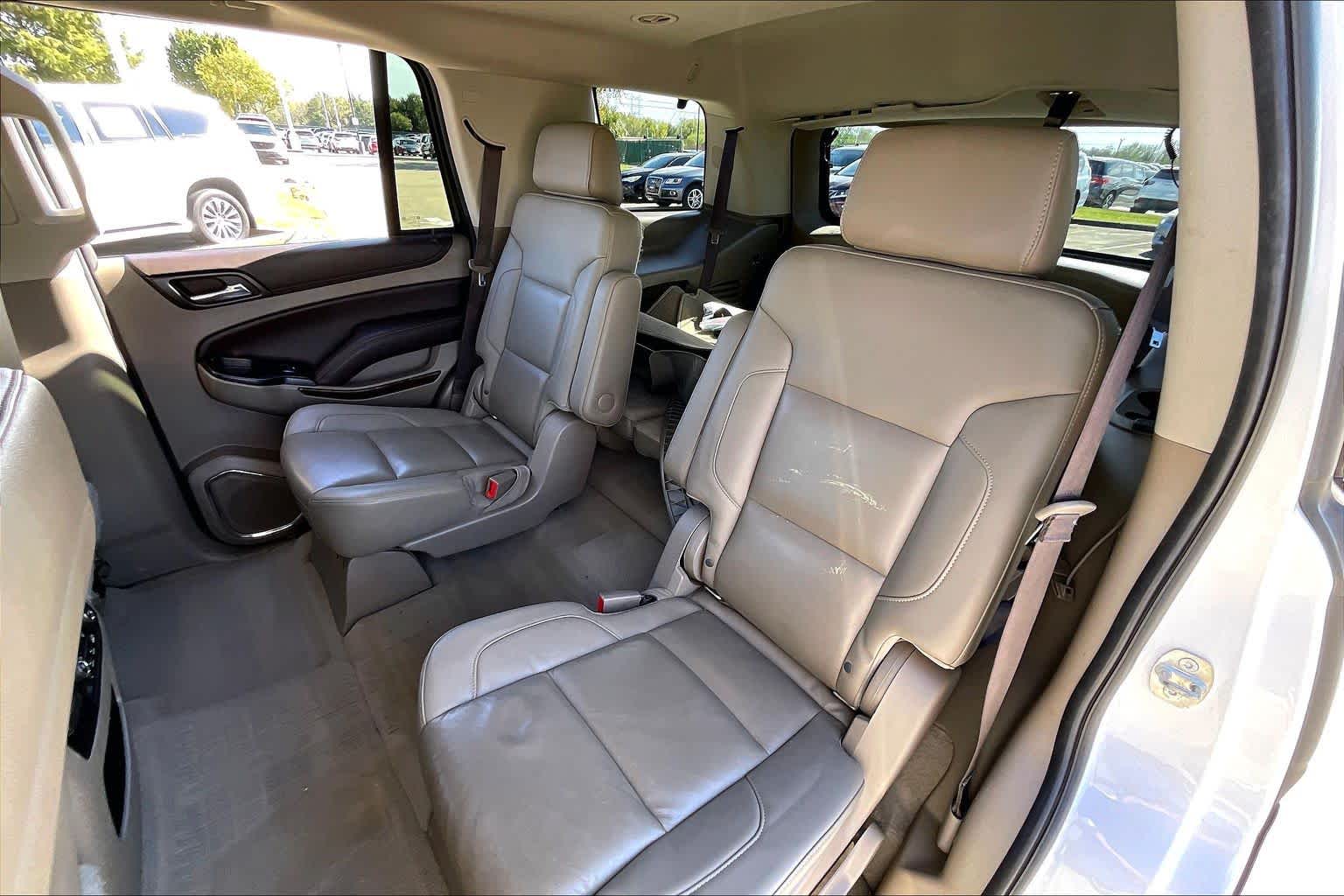 2019 Chevrolet Tahoe LT Iridescent Pearl Tricoat at AutoNation Ford Gulf Fwy