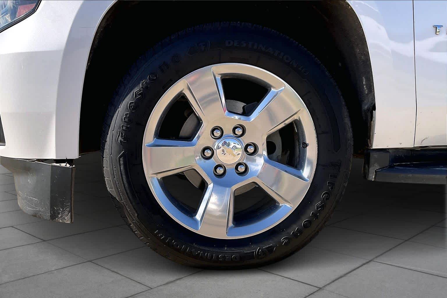 2019 Chevrolet Tahoe LT Iridescent Pearl Tricoat at AutoNation Ford Gulf Fwy