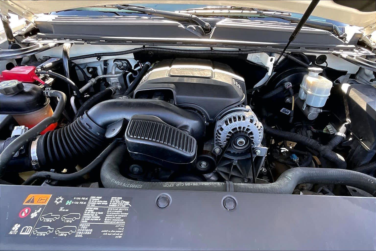 2013 Chevrolet Tahoe LTZ White Diamond Tricoat at Honda of Clear Lake