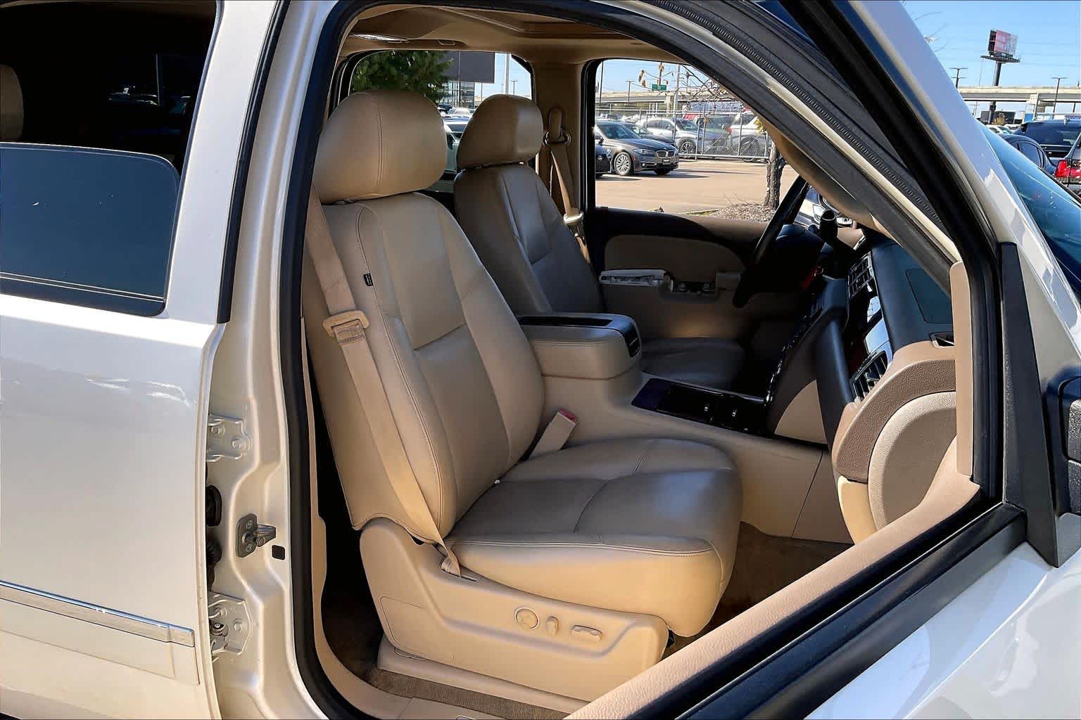 2013 Chevrolet Tahoe LTZ White Diamond Tricoat at Honda of Clear Lake