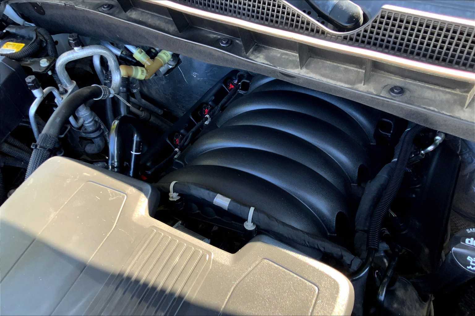 2023 Chevrolet Suburban RST Summit White at Lone Star Chevrolet