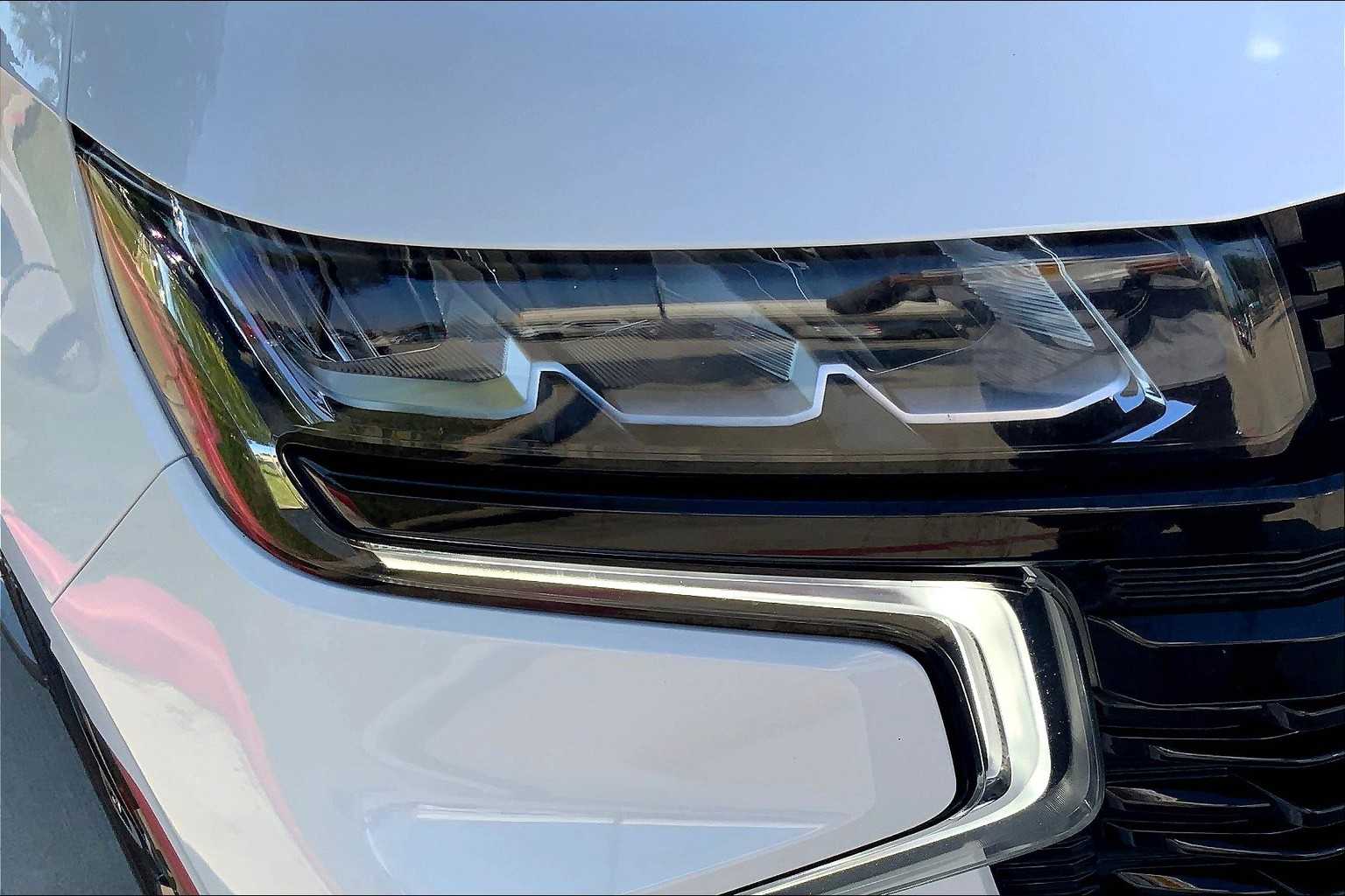 2023 Chevrolet Suburban RST Summit White at Lone Star Chevrolet