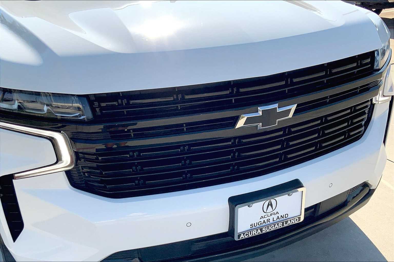 2023 Chevrolet Suburban RST Summit White at Lone Star Chevrolet