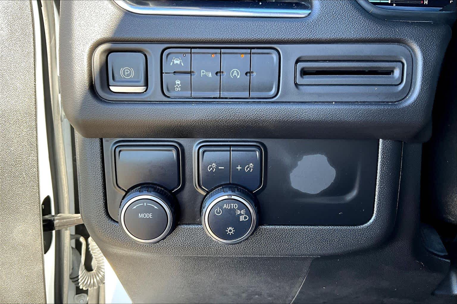 2023 Chevrolet Suburban RST Summit White at Lone Star Chevrolet