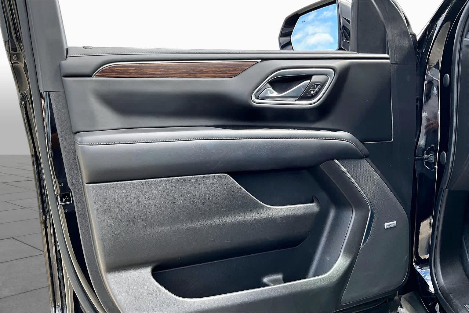 2021 Chevrolet Tahoe photo 17 of 32