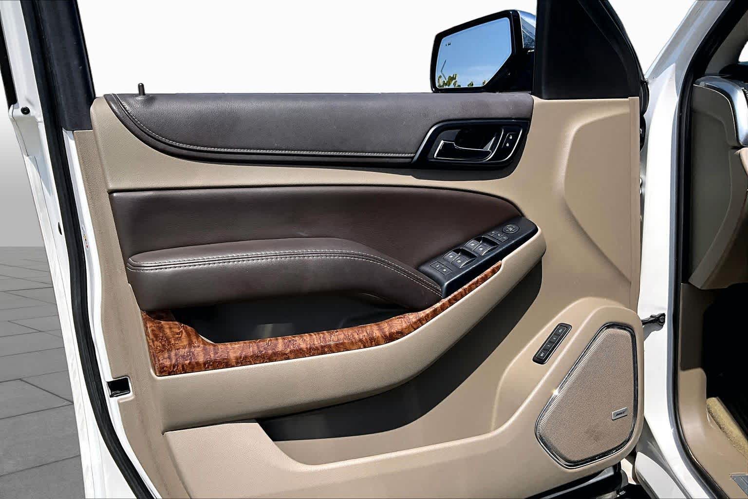 2017 Chevrolet Tahoe photo 20 of 35