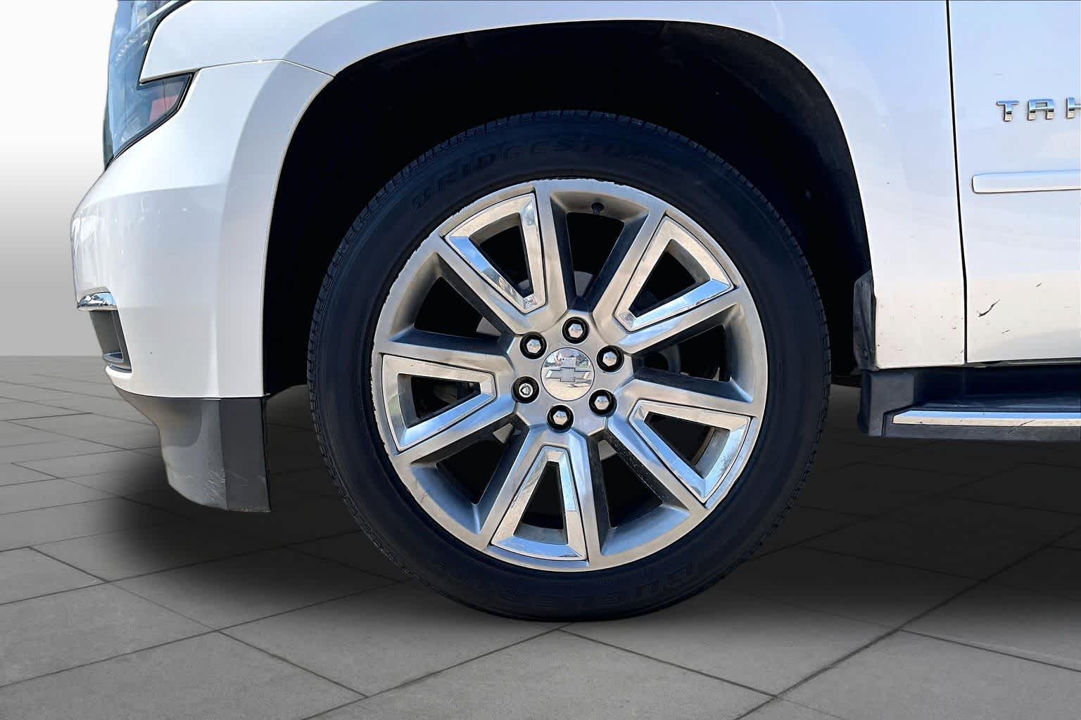 2017 Chevrolet Tahoe photo 10 of 35
