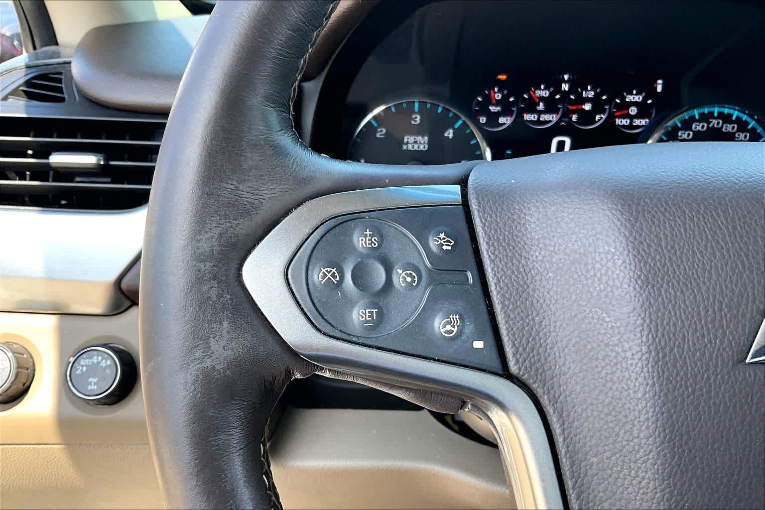 2017 Chevrolet Tahoe photo 22 of 35