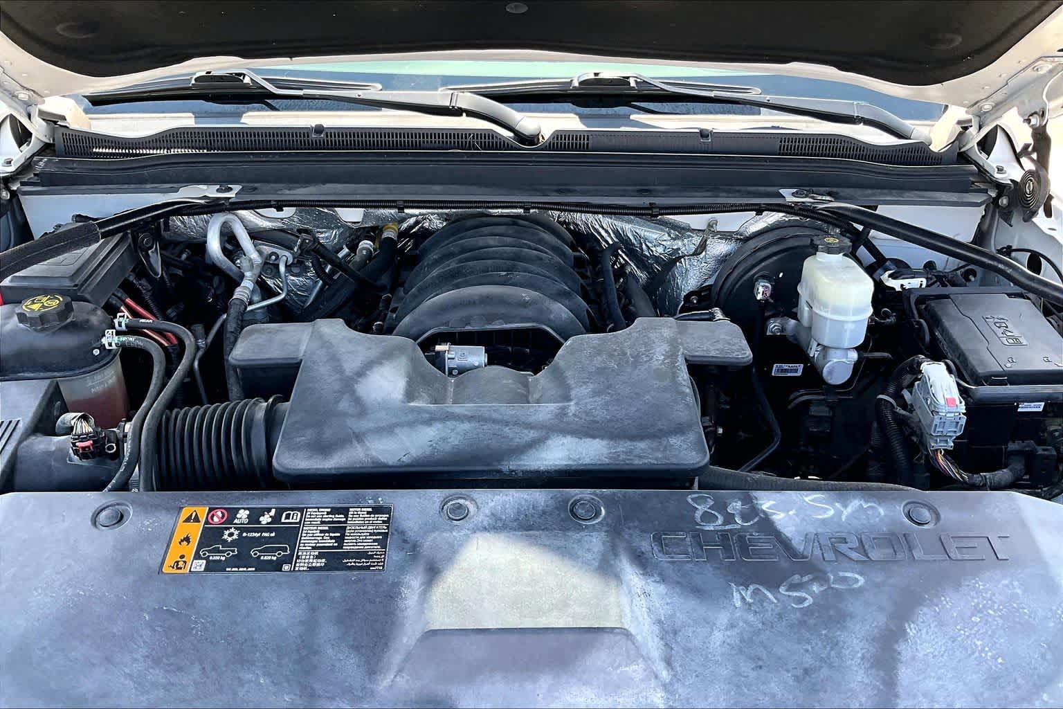 2017 Chevrolet Tahoe photo 30 of 35