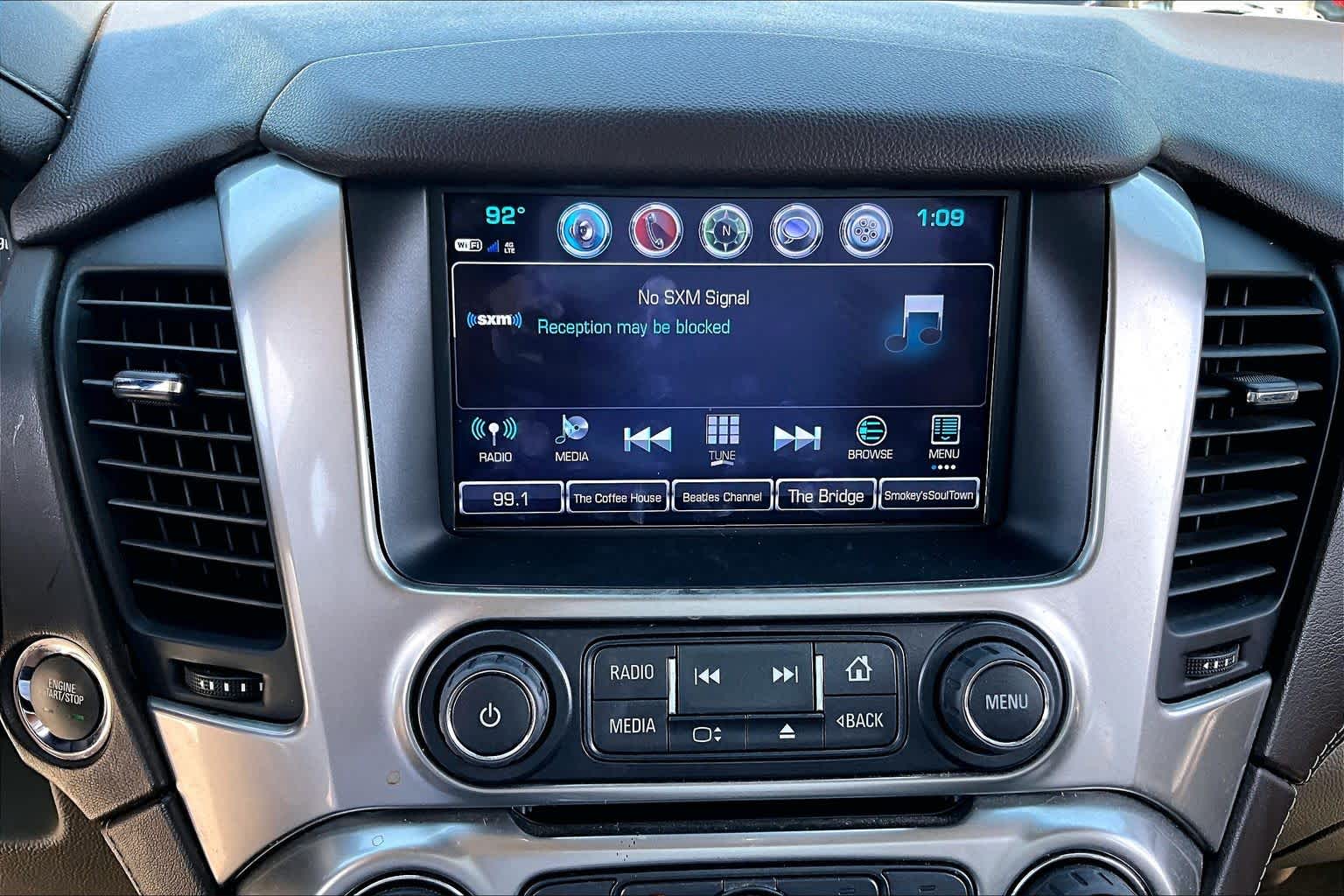 2017 Chevrolet Tahoe photo 32 of 35