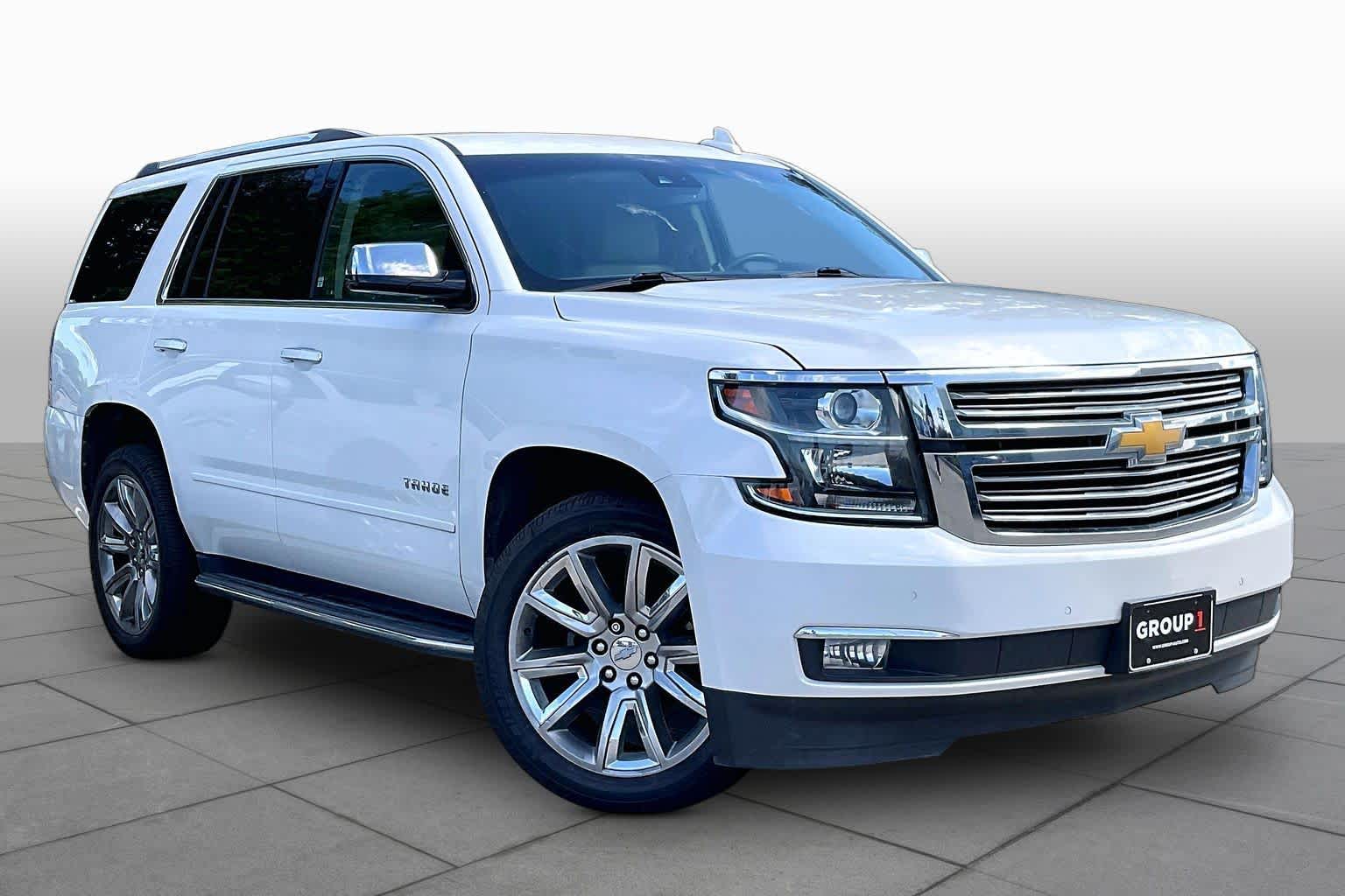 2017 Chevrolet Tahoe photo 3 of 35