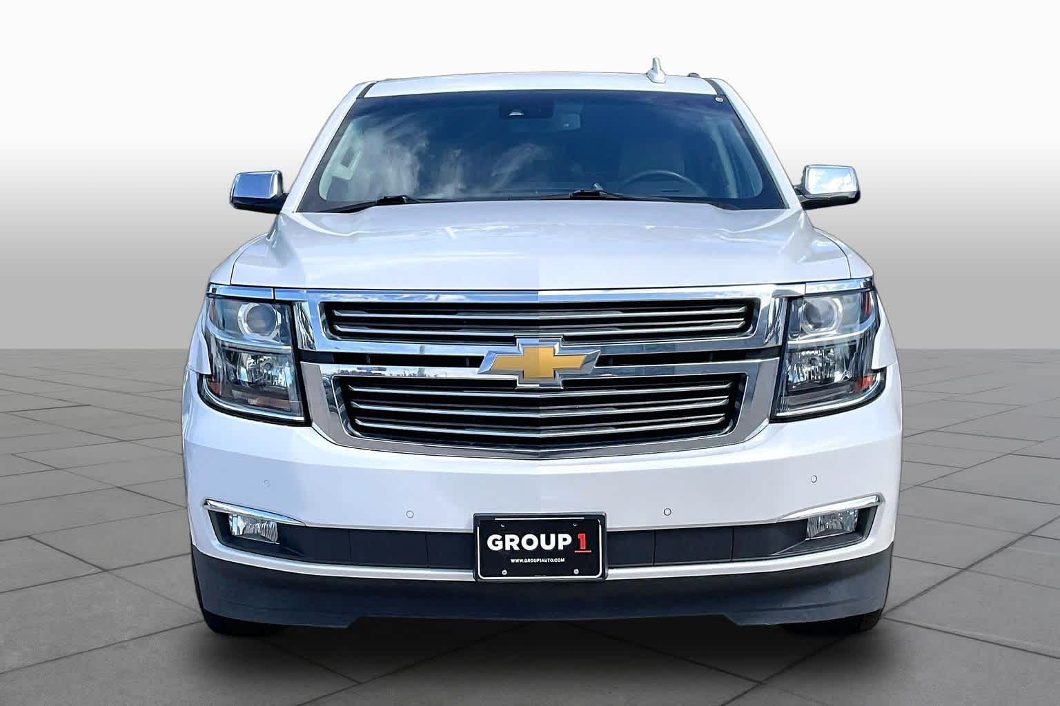 2017 Chevrolet Tahoe photo 4 of 35