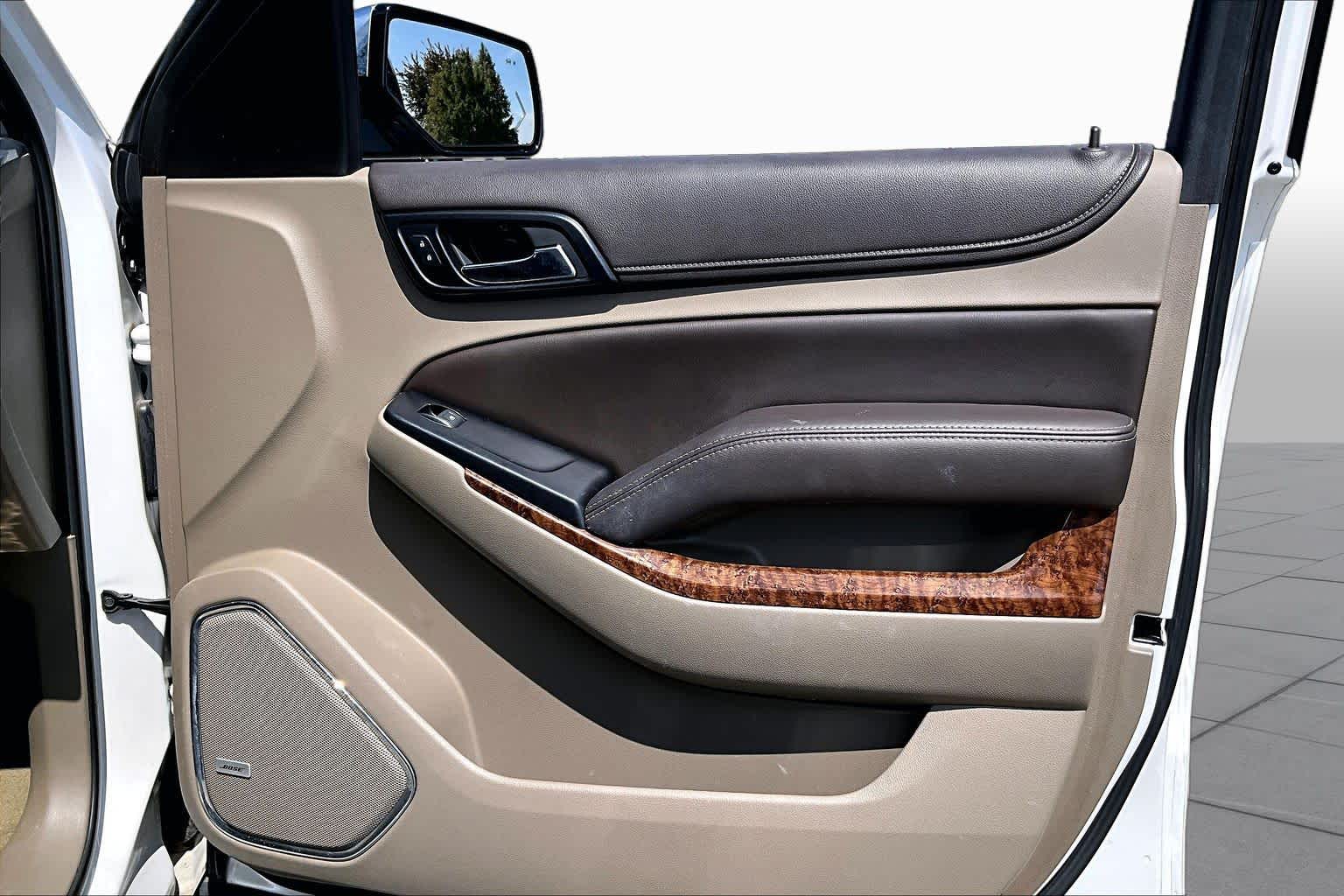 2017 Chevrolet Tahoe photo 21 of 35