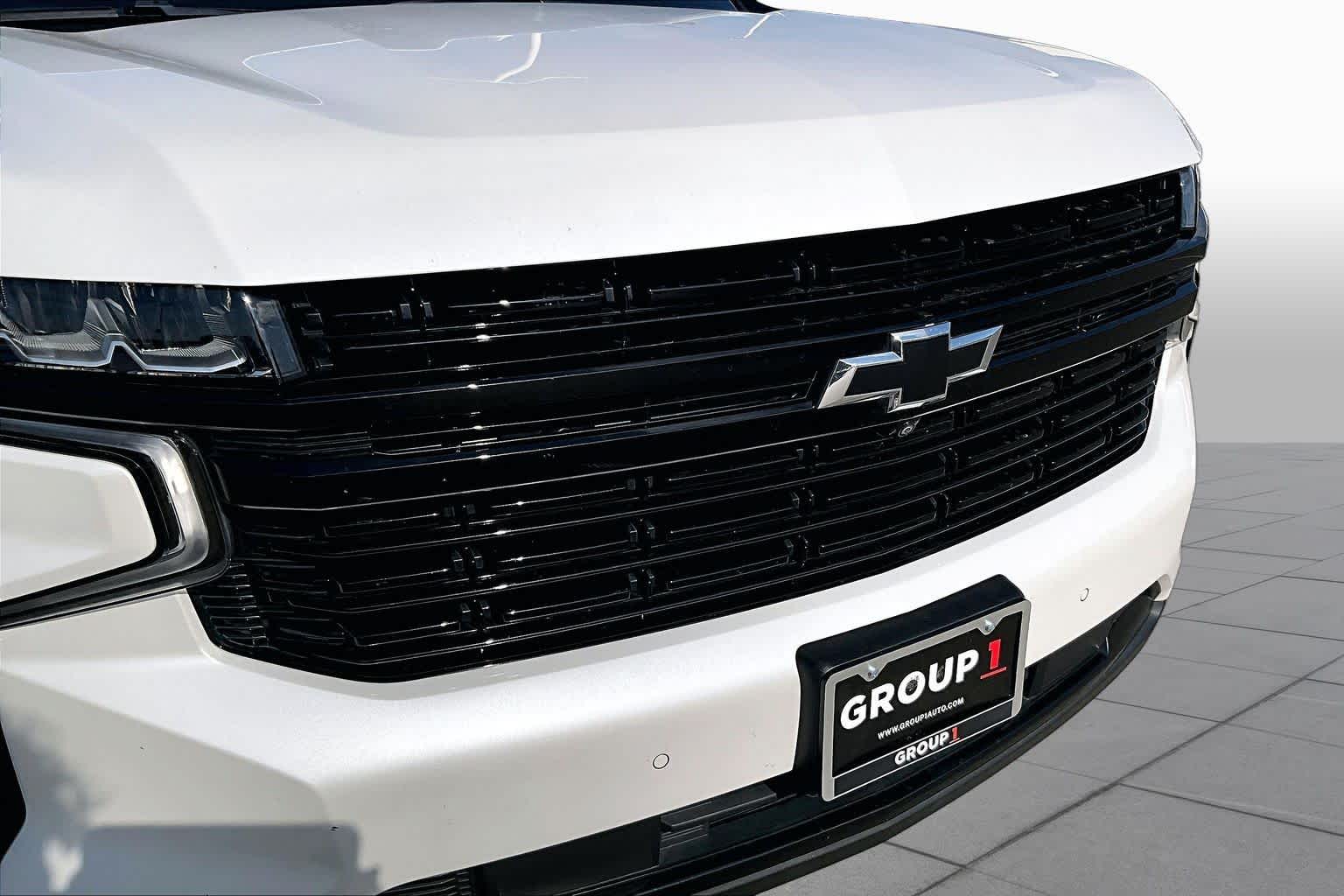 2024 Chevrolet Suburban RST Iridescent Pearl Tricoat at Ron Craft Chevrolet Cadillac