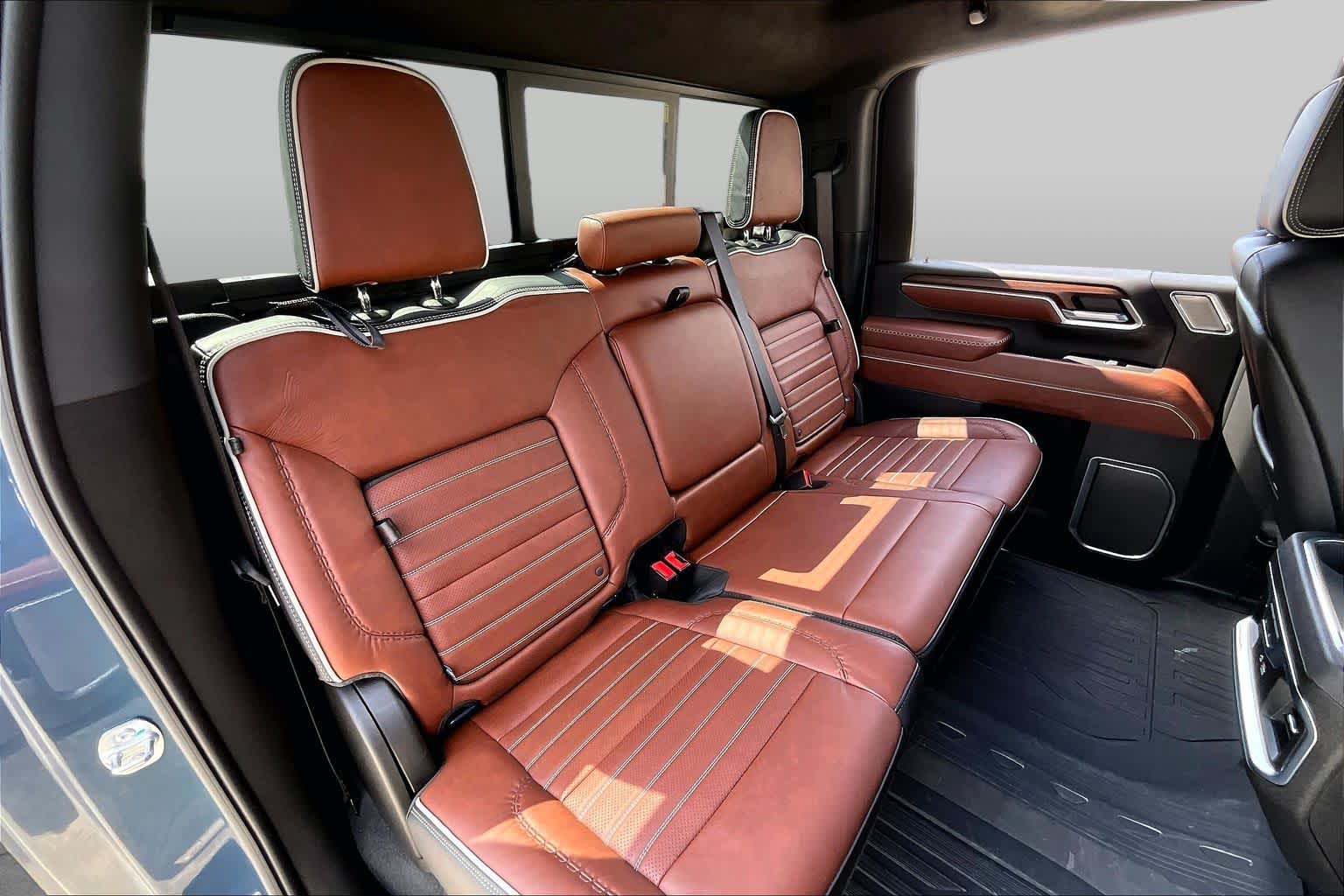2025 GMC Sierra 2500HD Denali Ultimate Downpour Metallic at Texan GMC Buick