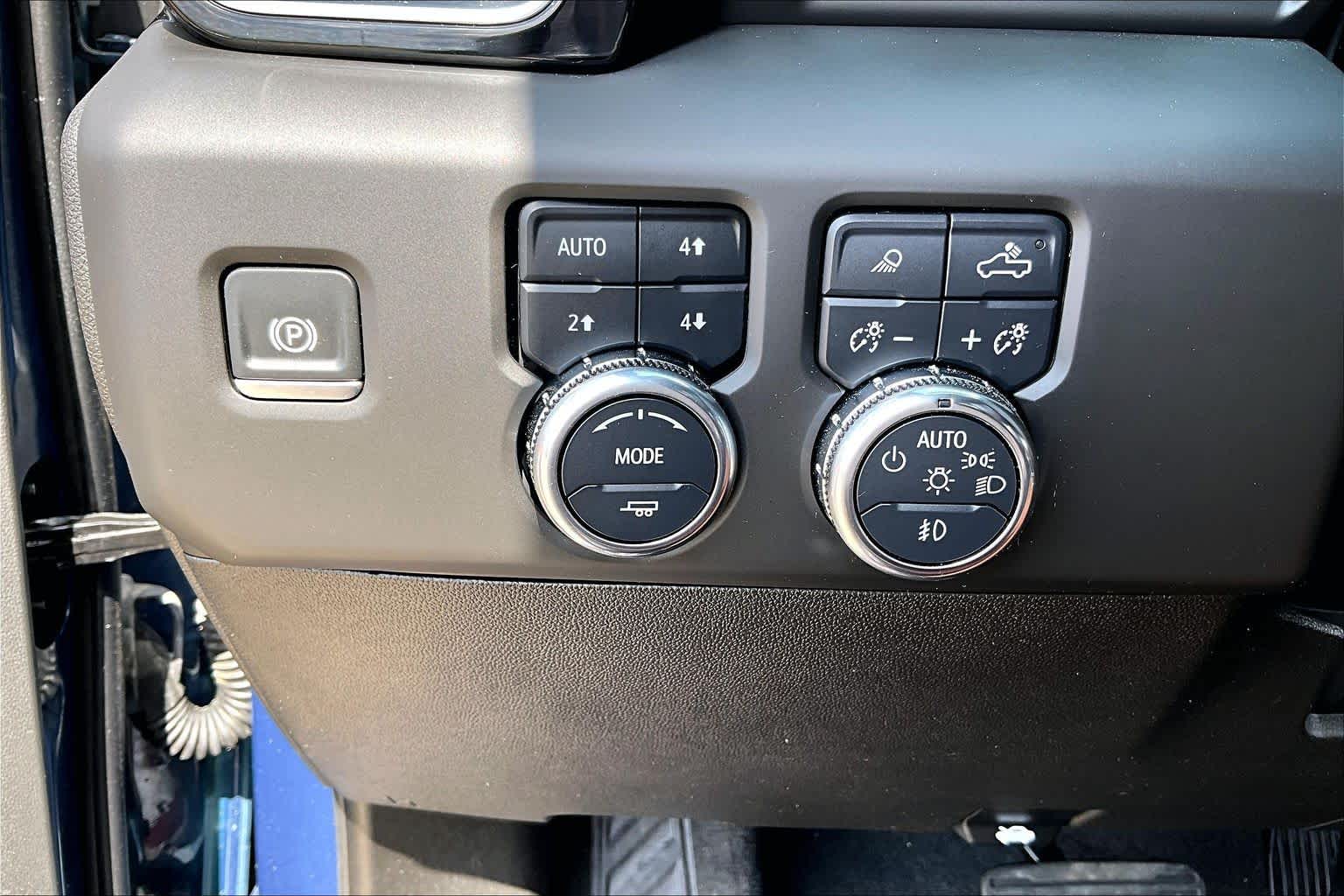 2025 GMC Sierra 2500HD Denali Ultimate Downpour Metallic at Texan GMC Buick