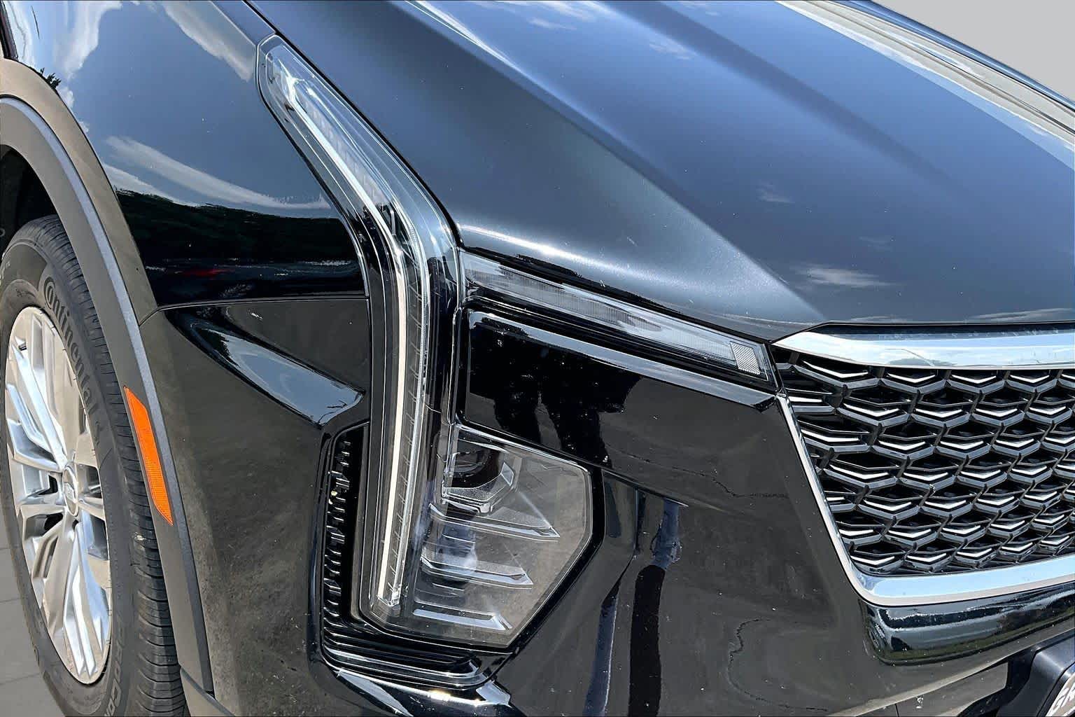 2025 Cadillac XT4 FWD Premium Luxury Stellar Black Metallic at Davis Chevrolet