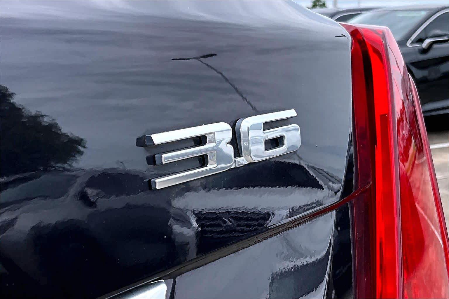 2018 Cadillac XT5 Luxury FWD Midnight Sky Metallic at Ron Craft Chevrolet Cadillac