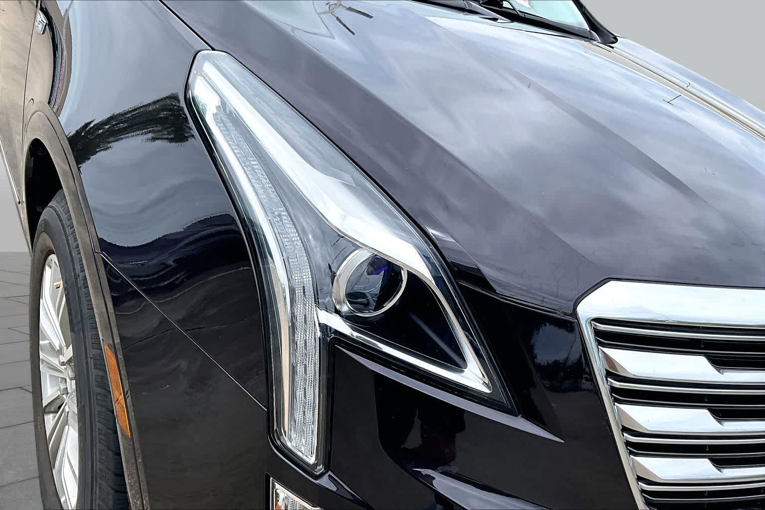 2018 Cadillac XT5 Luxury FWD Midnight Sky Metallic at Ron Craft Chevrolet Cadillac