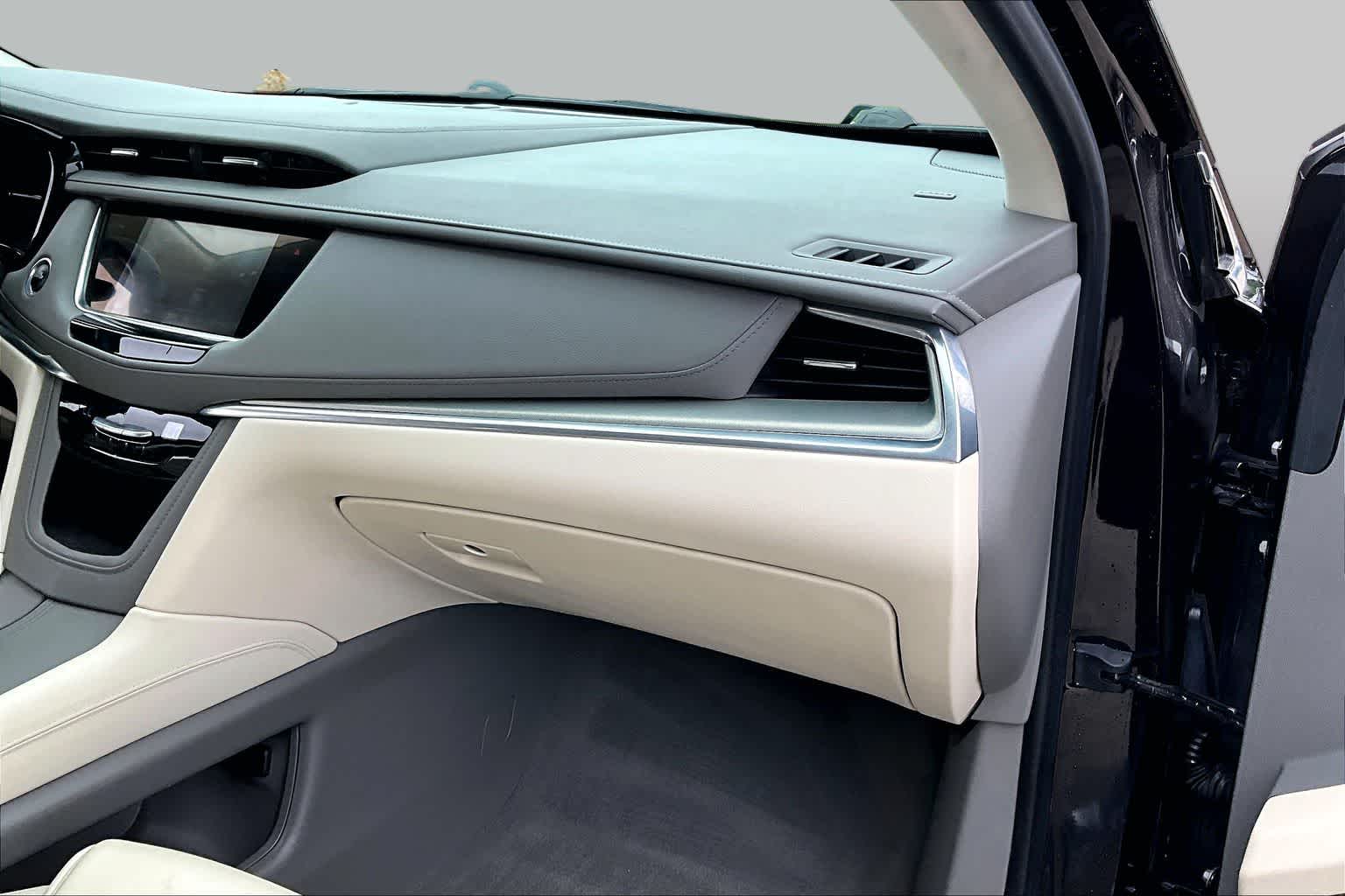 2018 Cadillac XT5 Luxury FWD Midnight Sky Metallic at Ron Craft Chevrolet Cadillac