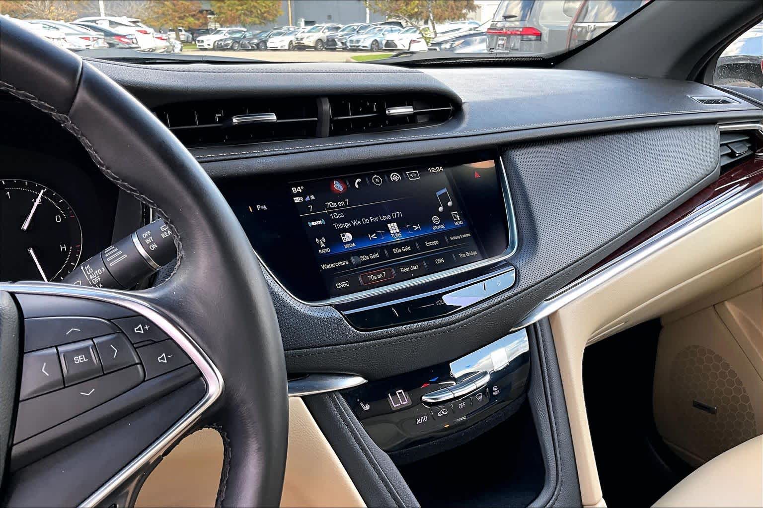 2019 Cadillac XT5 Luxury FWD Red Horizon Tintcoat at Mercedes-Benz of Houston North