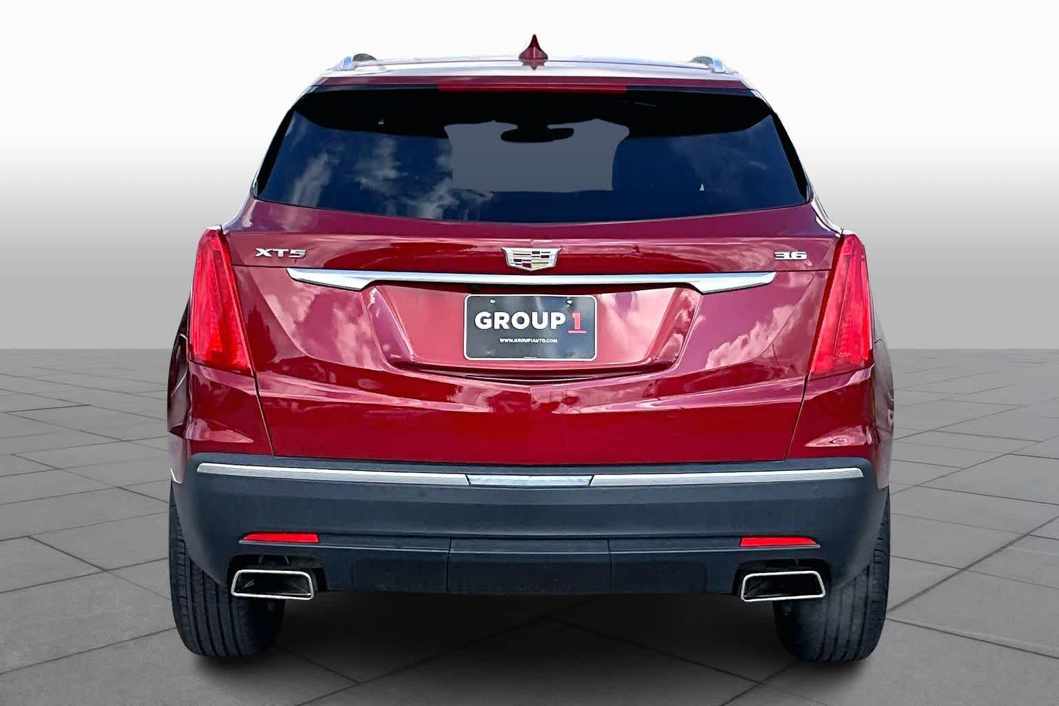 2019 Cadillac XT5 Luxury FWD Red Horizon Tintcoat at Mercedes-Benz of Houston North