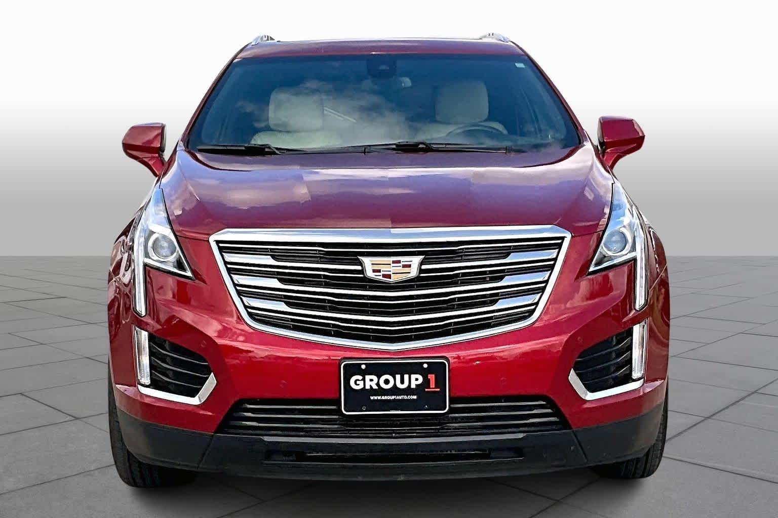 2019 Cadillac XT5 Luxury FWD Red Horizon Tintcoat at Mercedes-Benz of Houston North