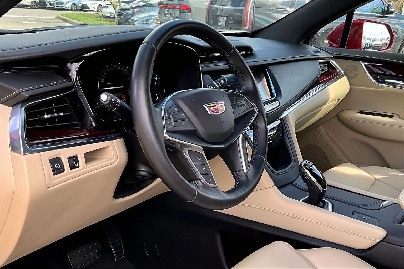 2019 Cadillac XT5 Luxury FWD Red Horizon Tintcoat at Mercedes-Benz of Houston North