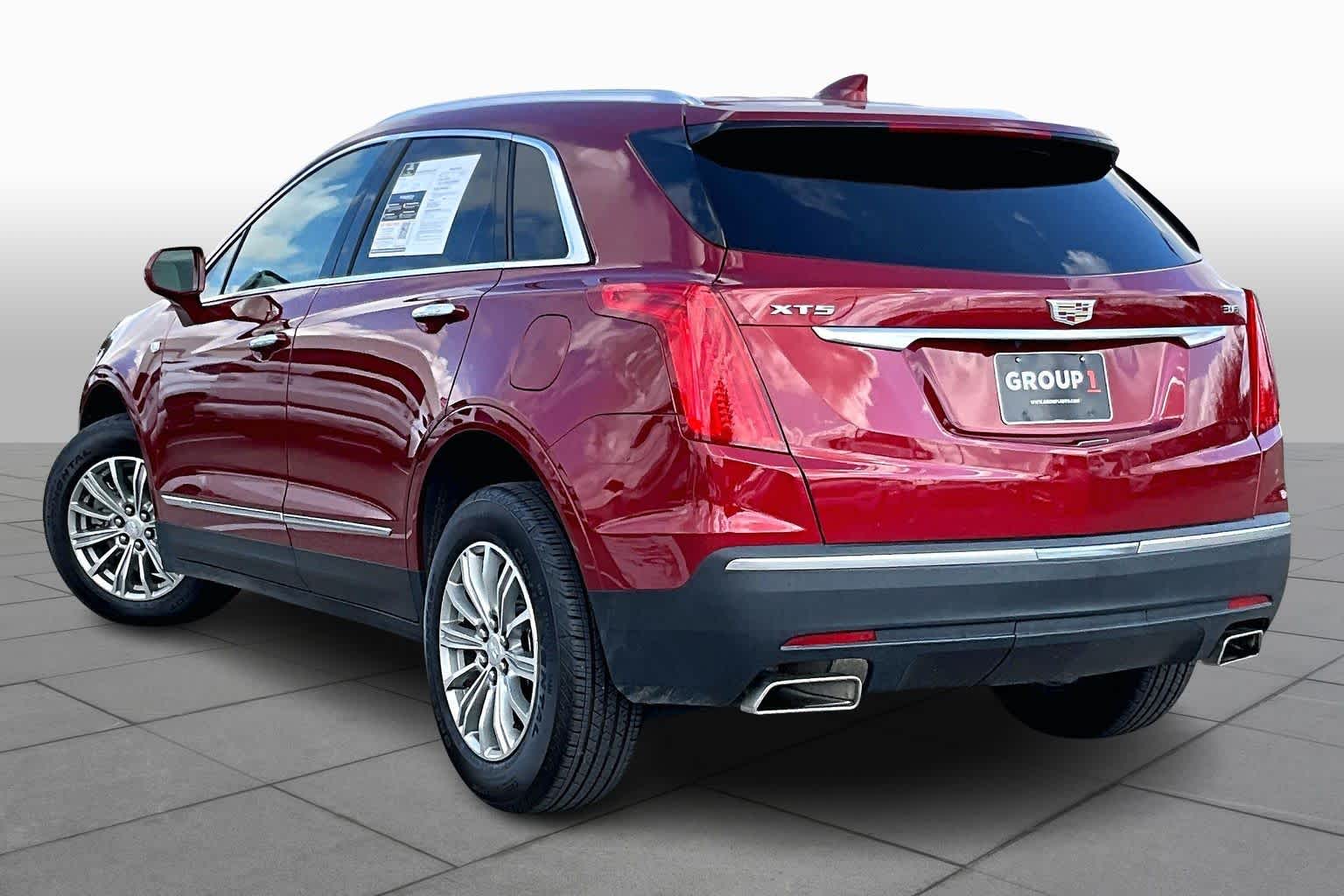 2019 Cadillac XT5 Luxury FWD Red Horizon Tintcoat at Mercedes-Benz of Houston North