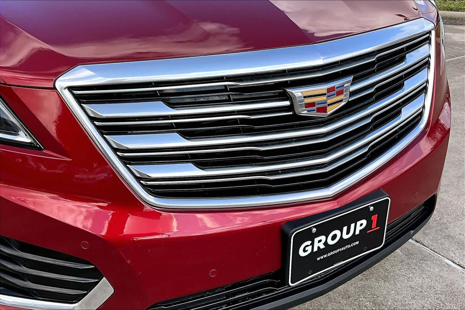 2019 Cadillac XT5 Luxury FWD Red Horizon Tintcoat at Mercedes-Benz of Houston North