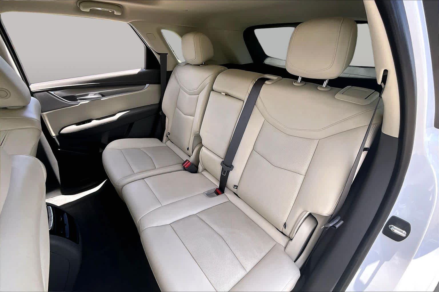 2023 Cadillac XT5 FWD Premium Luxury Crystal White Tricoat at Ron Craft Chevrolet Cadillac