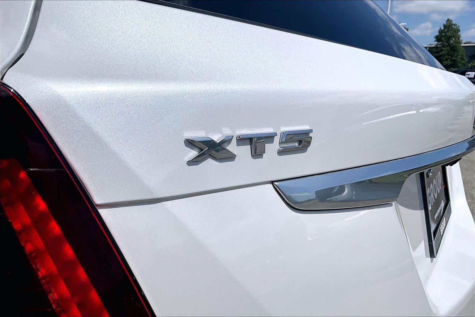 2023 Cadillac XT5 FWD Premium Luxury Crystal White Tricoat at Ron Craft Chevrolet Cadillac