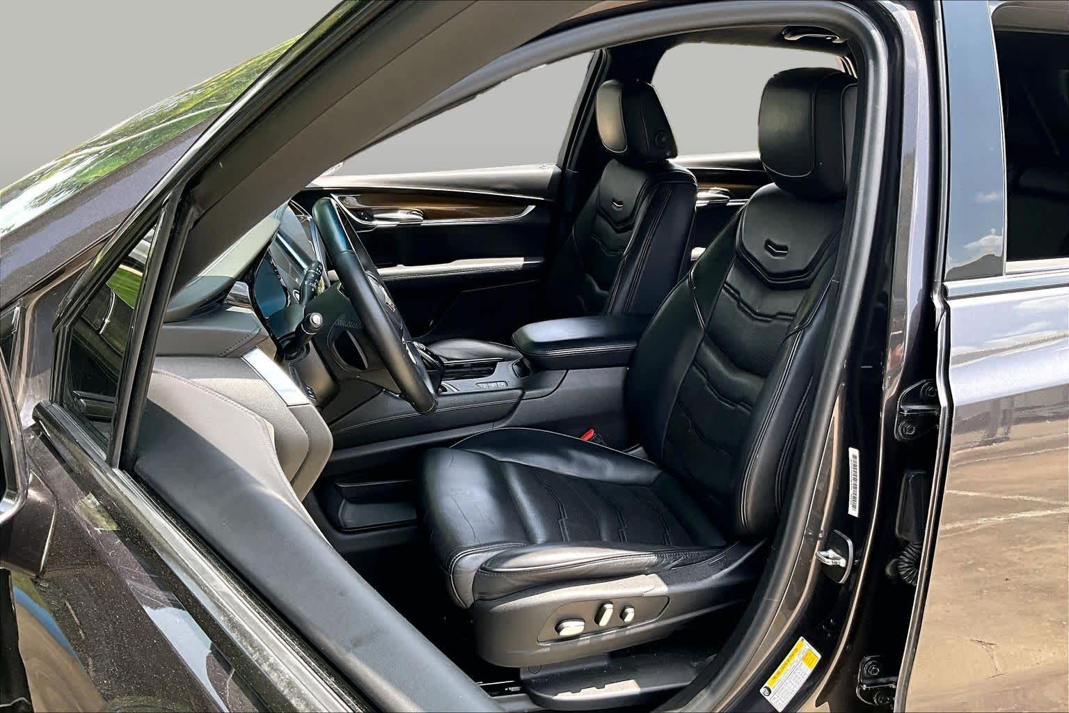 2018 Cadillac XT5 Platinum AWD Dark Granite Metallic at AutoNation USA Katy