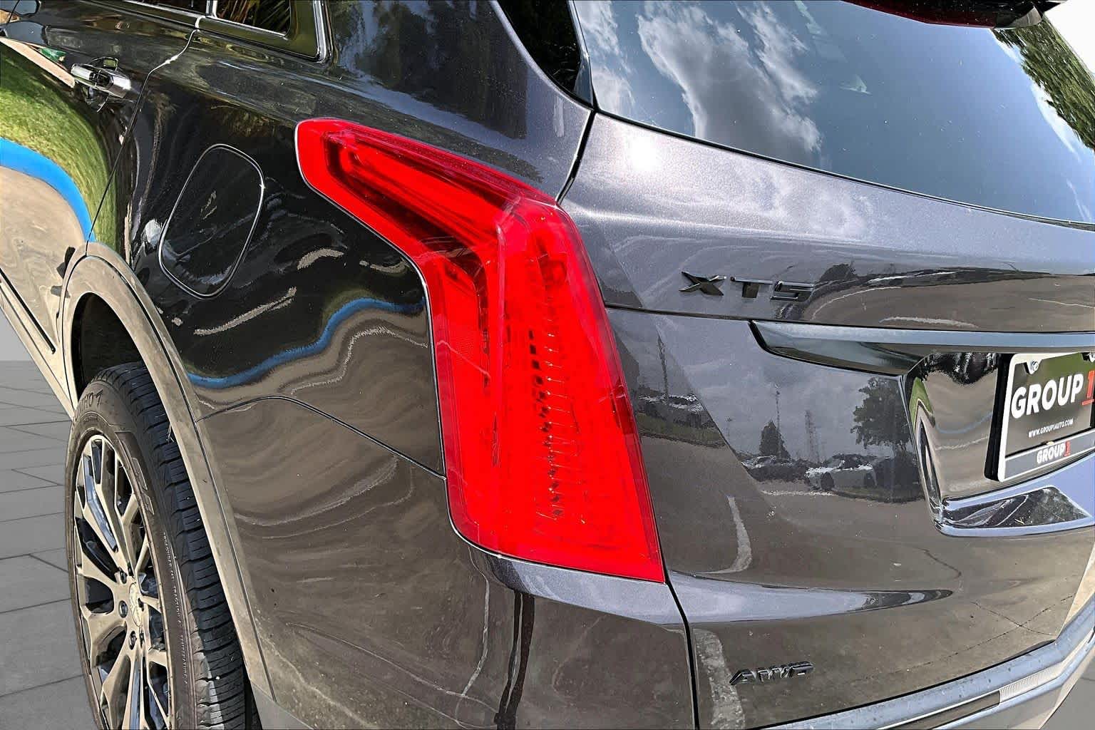 2018 Cadillac XT5 Platinum AWD Dark Granite Metallic at AutoNation USA Katy