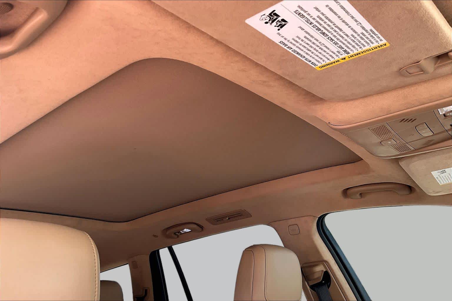 2021 Cadillac XT6 photo 12 of 34