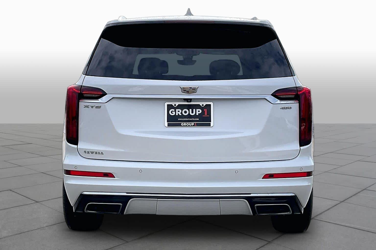 2021 Cadillac XT6 photo 4 of 34