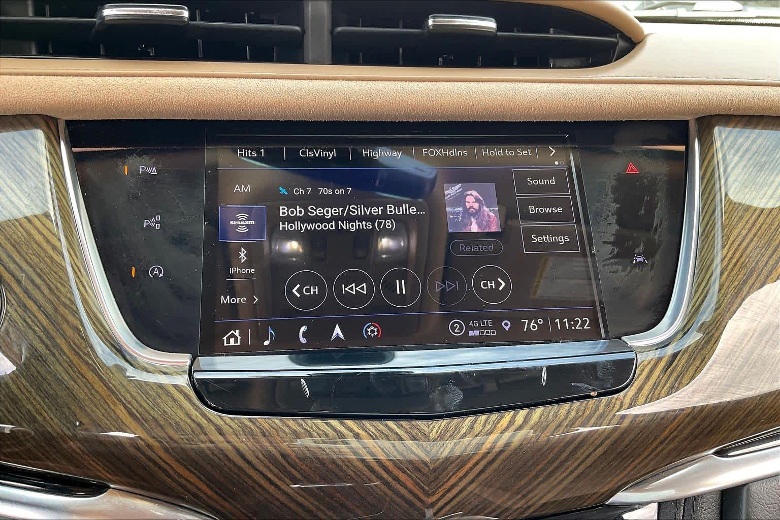 2021 Cadillac XT6 photo 31 of 34