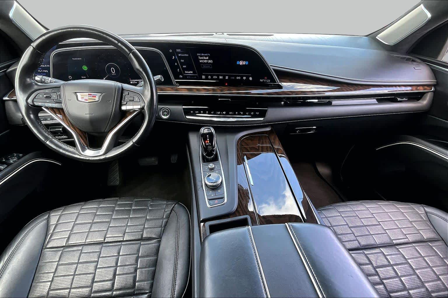 2022 Cadillac Escalade photo 14 of 35