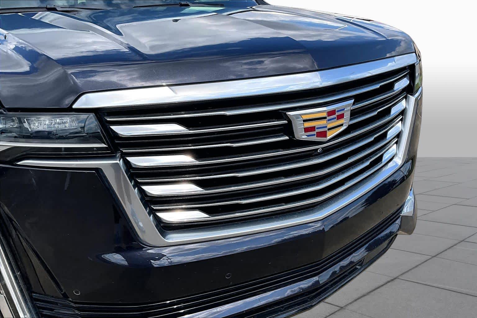 2022 Cadillac Escalade photo 28 of 35