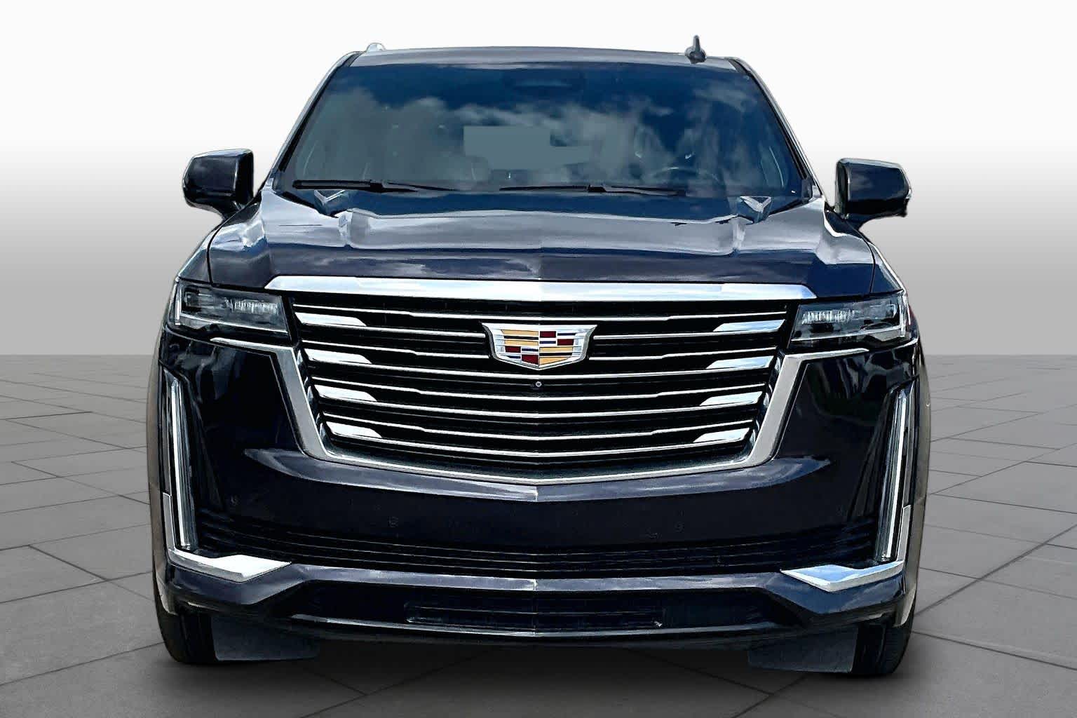 2022 Cadillac Escalade photo 4 of 35