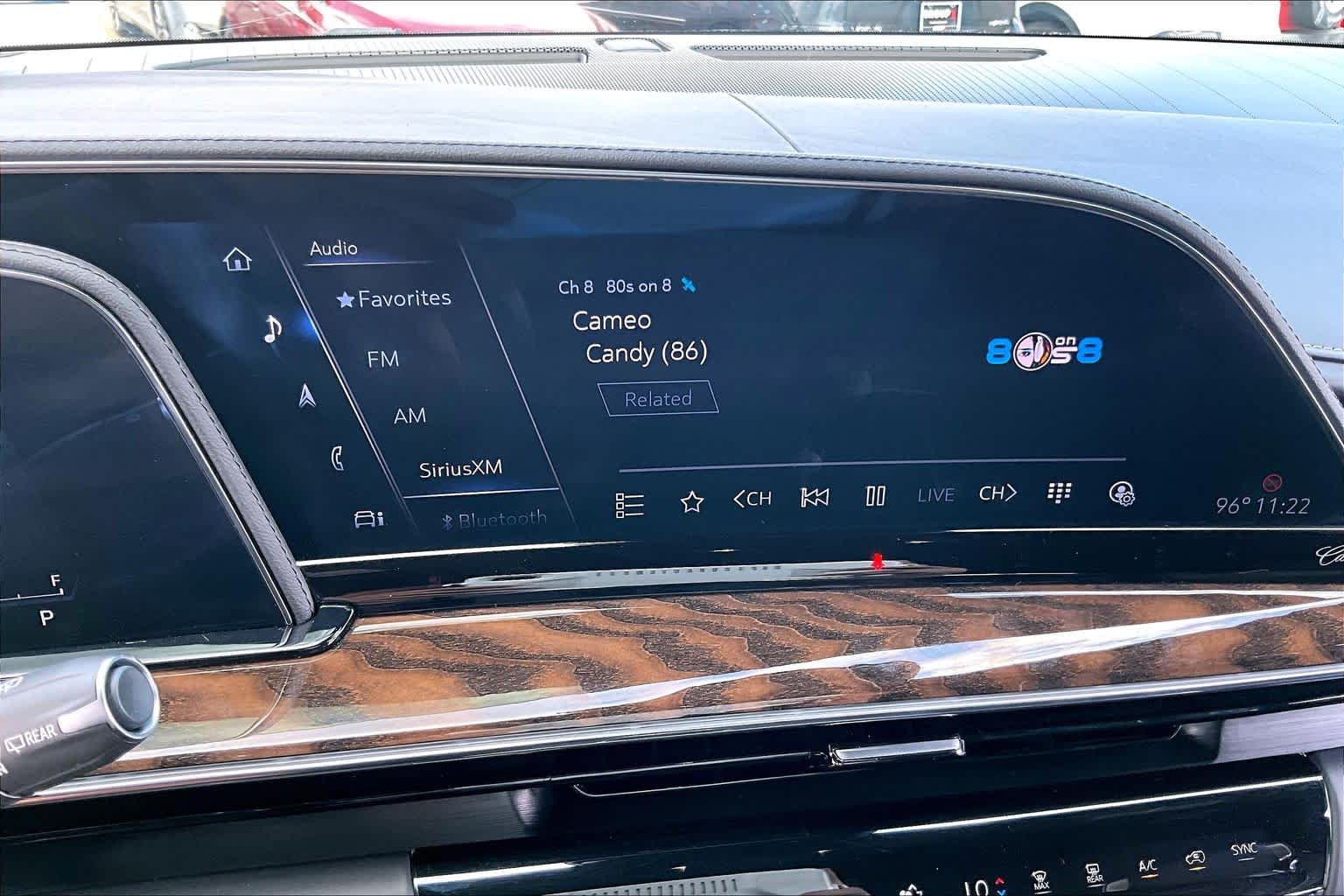 2022 Cadillac Escalade photo 32 of 35